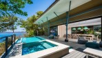 10183-Dernière photo de la villa et de sa piscine 