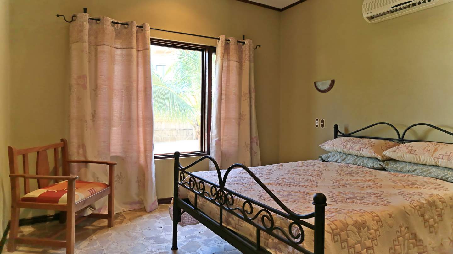 825-La troisième chambre