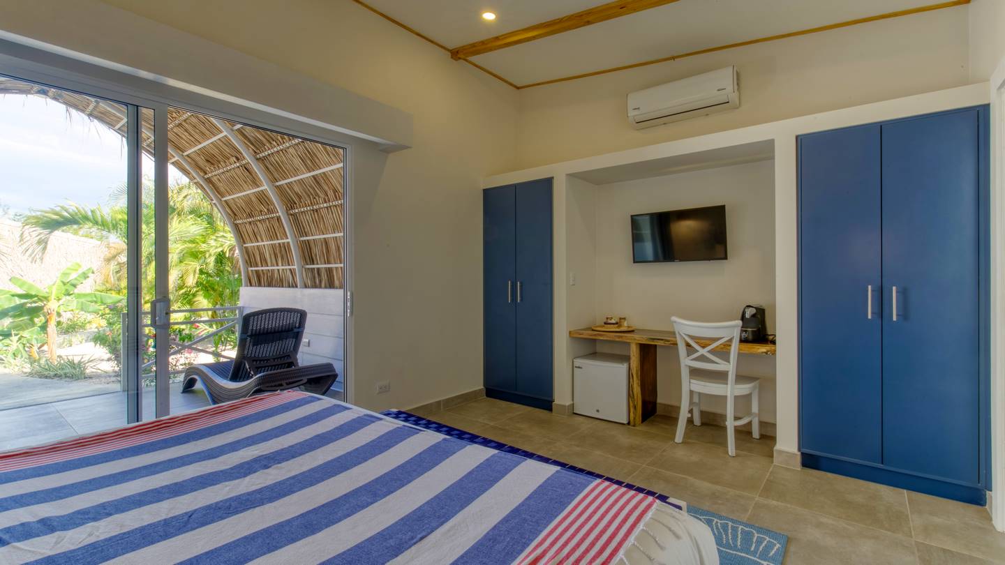 9610-Autre vue de la chambre du bungalow 4