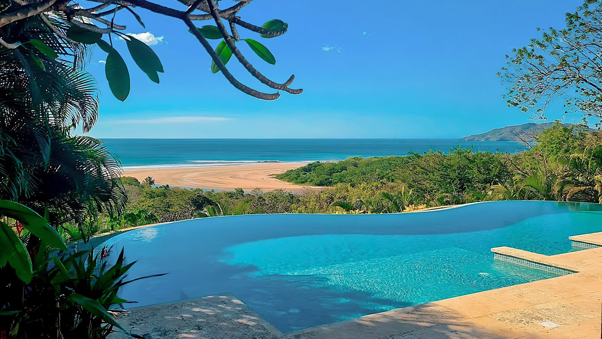 7435-Piscine à débordement avec vue à couper le souffle sur la plage de Tamarindo au Costa Rica