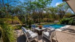 9937-Autre vue sur la piscine et le jardin