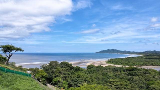 Terrains en vente au Costa Rica, dotés d'une magnifique vue mer et situés dans un cadre de prestige...