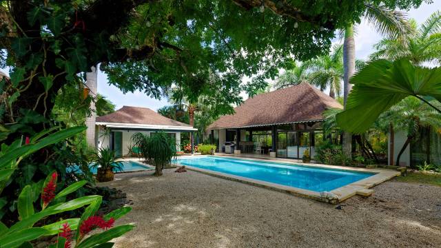 Maison de style tropical en vente dans le Guanacaste à une dizaine de minutes d'une plage de sable fin...