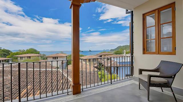 A Las Catalinas, appartement de 2 chambres en vente avec vue mer.